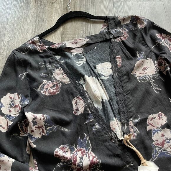 Cleobella Ellie Playsuit Black Floral Women's Open Back Romper - Picture 6 of 16
